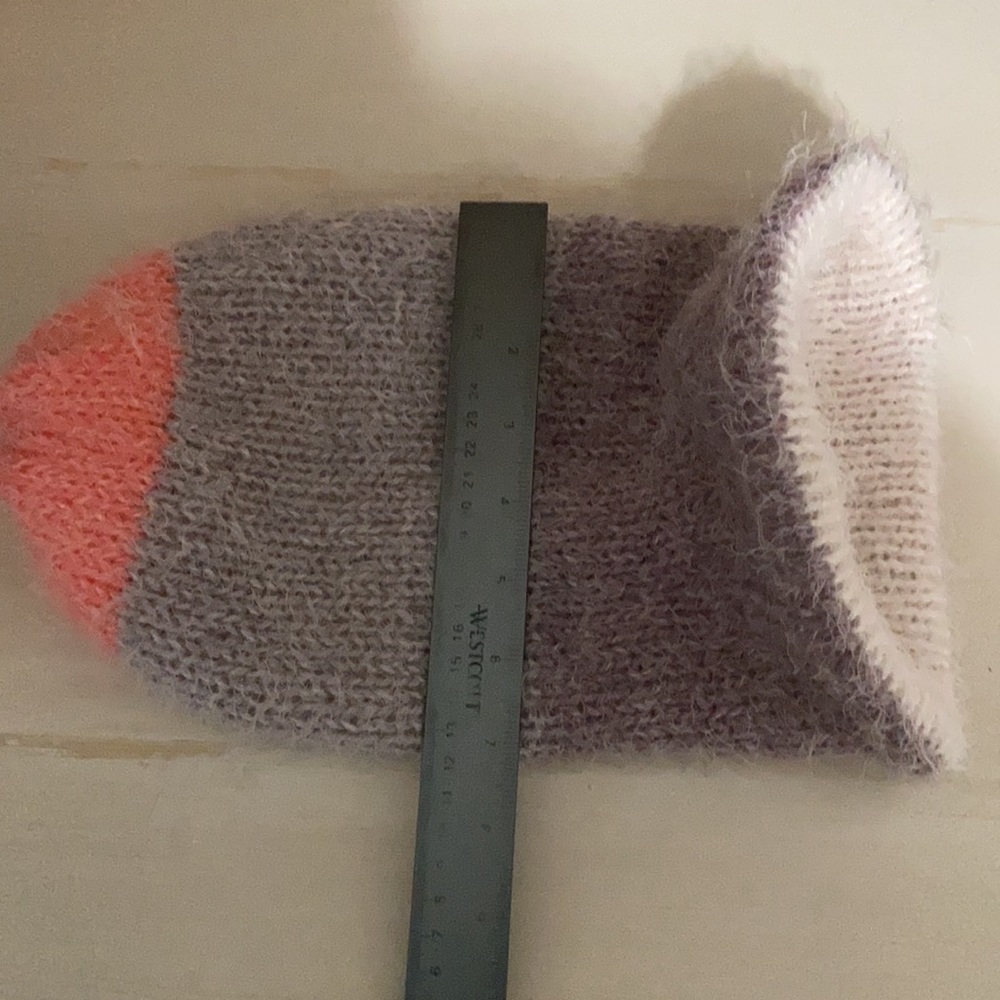 Reversible beanie 🧶 New handmade knitted winter hat ❄️ - Picture 5 of 6